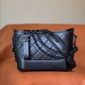 Meet your Posher, June